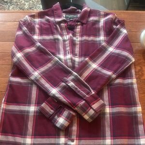 Banana Republic pink plaid soft buttondown